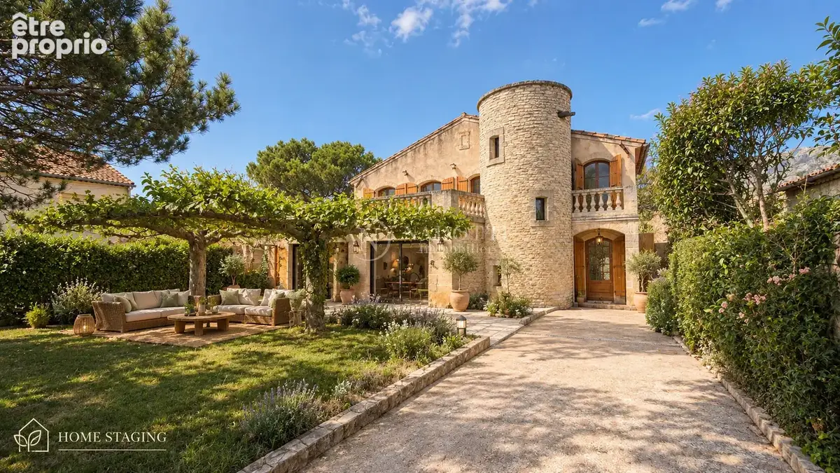 Superbe bâtisse  de 150m² sur jardin clos  à CAVAILLON. - photo 8