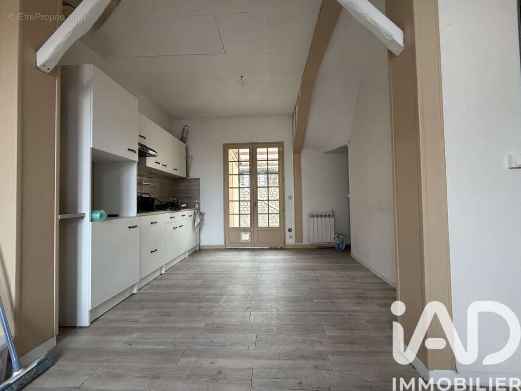 Photo 3 - Maison à SAINT-ETIENNE-DU-ROUVRAY