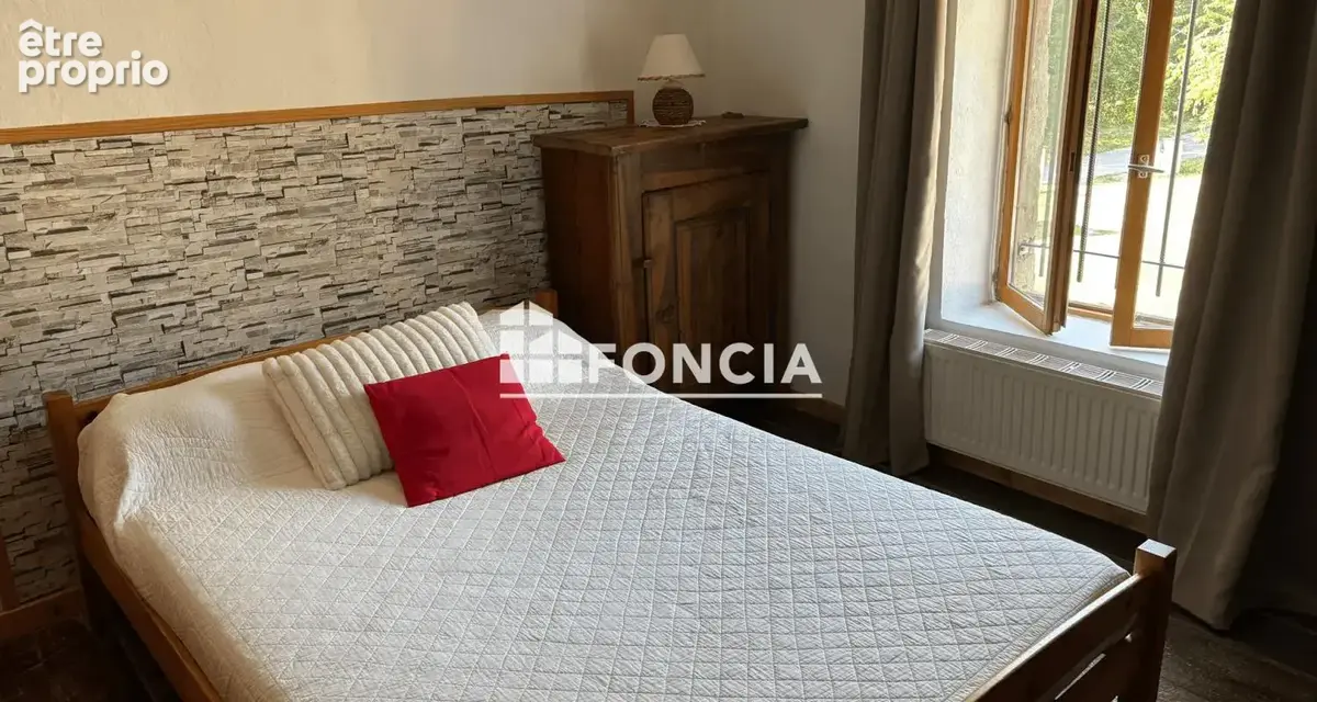 Chalet Savoyard avec Dépendances - Saint-Alban-des-Villards - photo 5