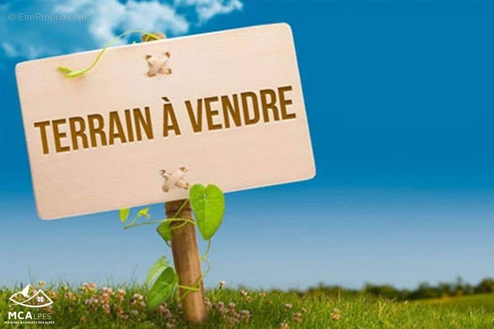 Terrain à L'ALBENC