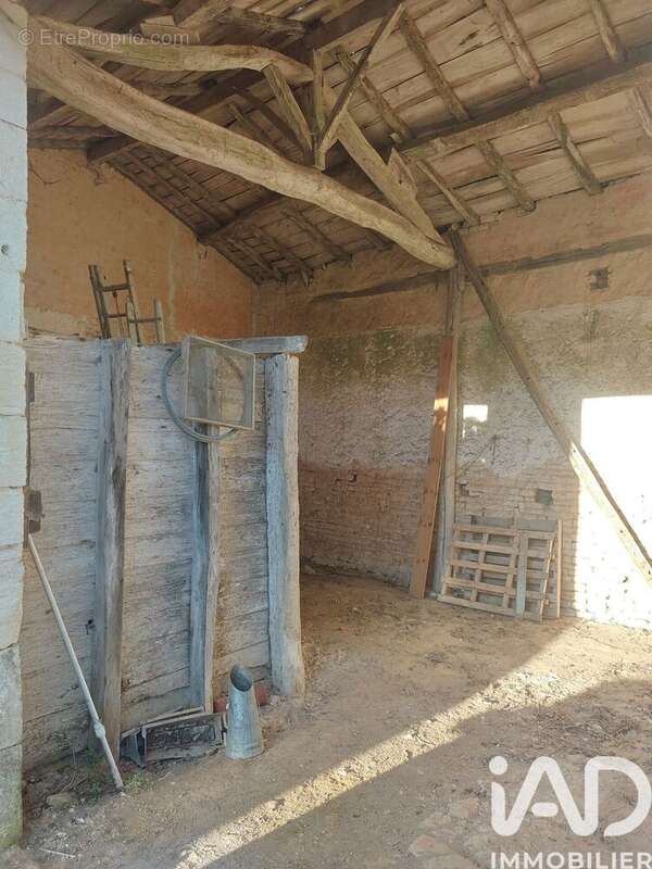 Maison 80 m² à Saleignes  - photo 2