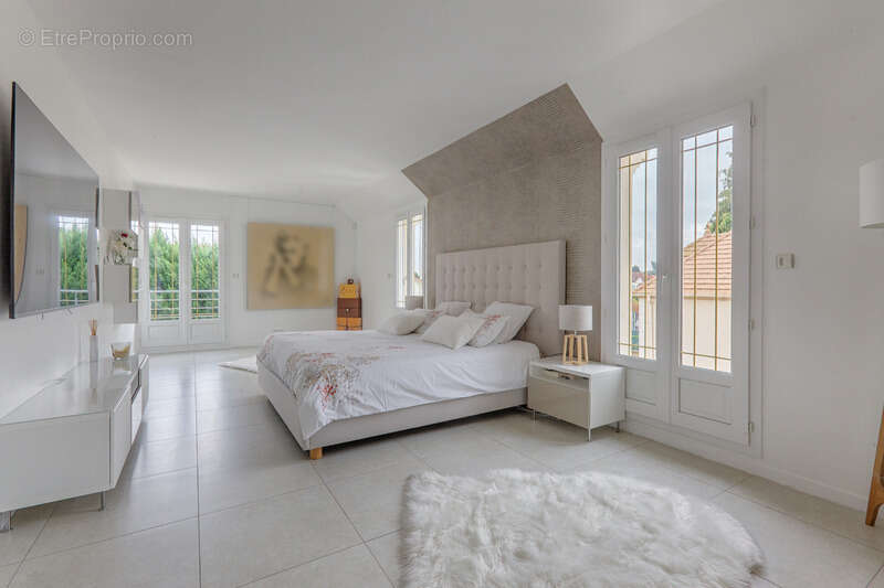 Maison à VILLAINES-SOUS-BOIS