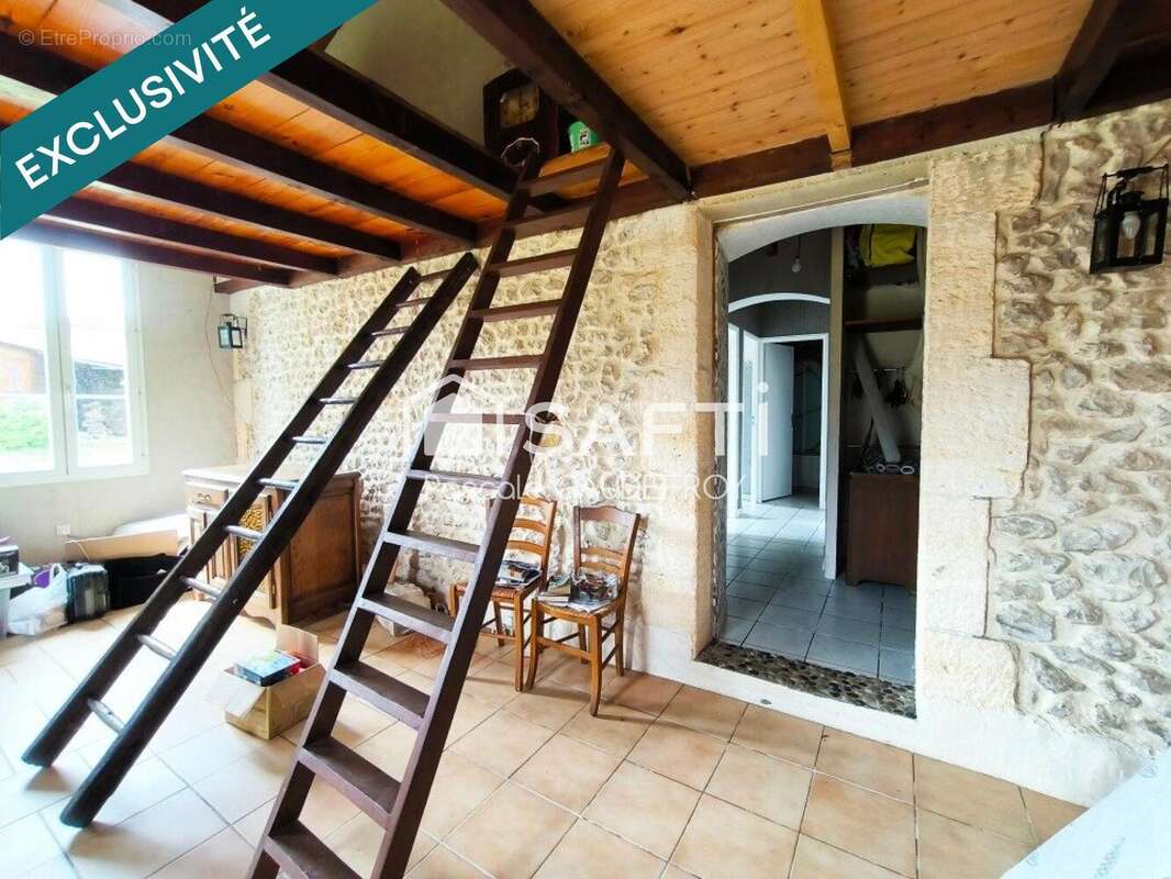 Photo 3 - Maison à TUGERAS-SAINT-MAURICE