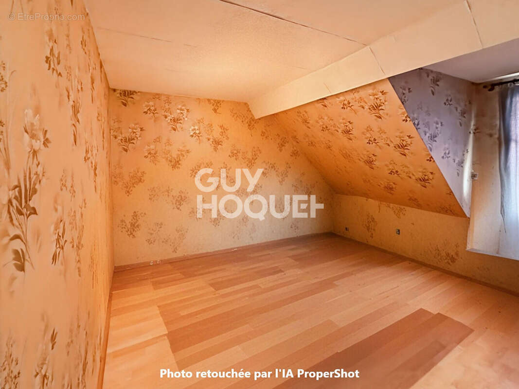 Commerce à TOURNAN-EN-BRIE