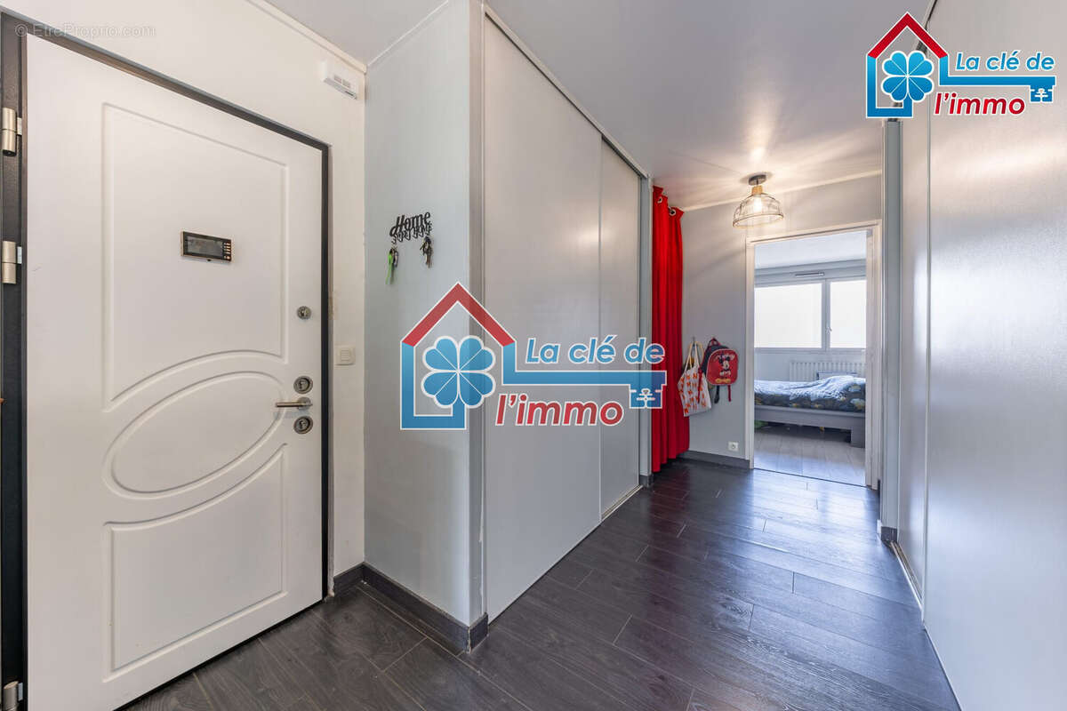 Appartement 76 m² à Massy  - photo 6