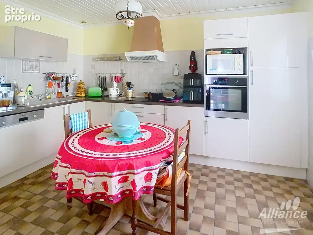 Maison T4/5 sur sous-sol - excellent emplacement - photo 7