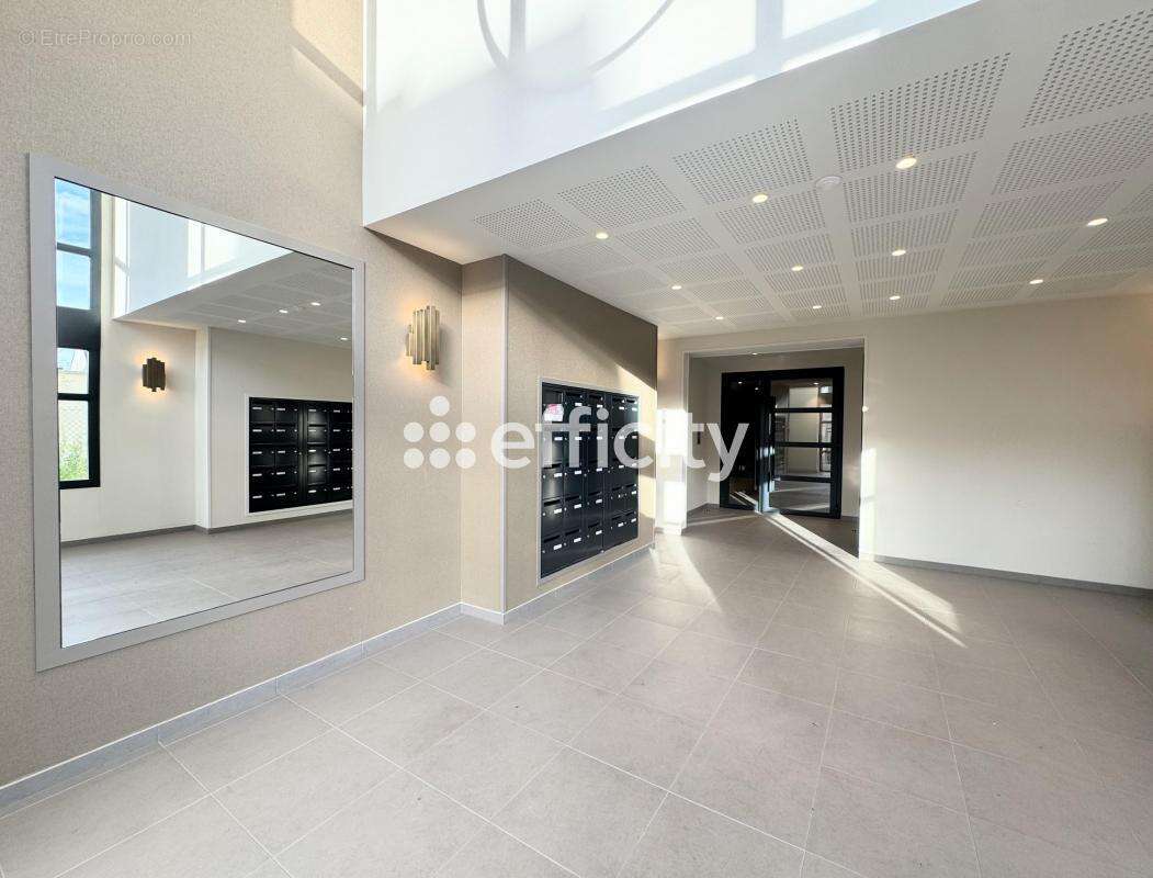 Appartement à SAINT-MAUR-DES-FOSSES