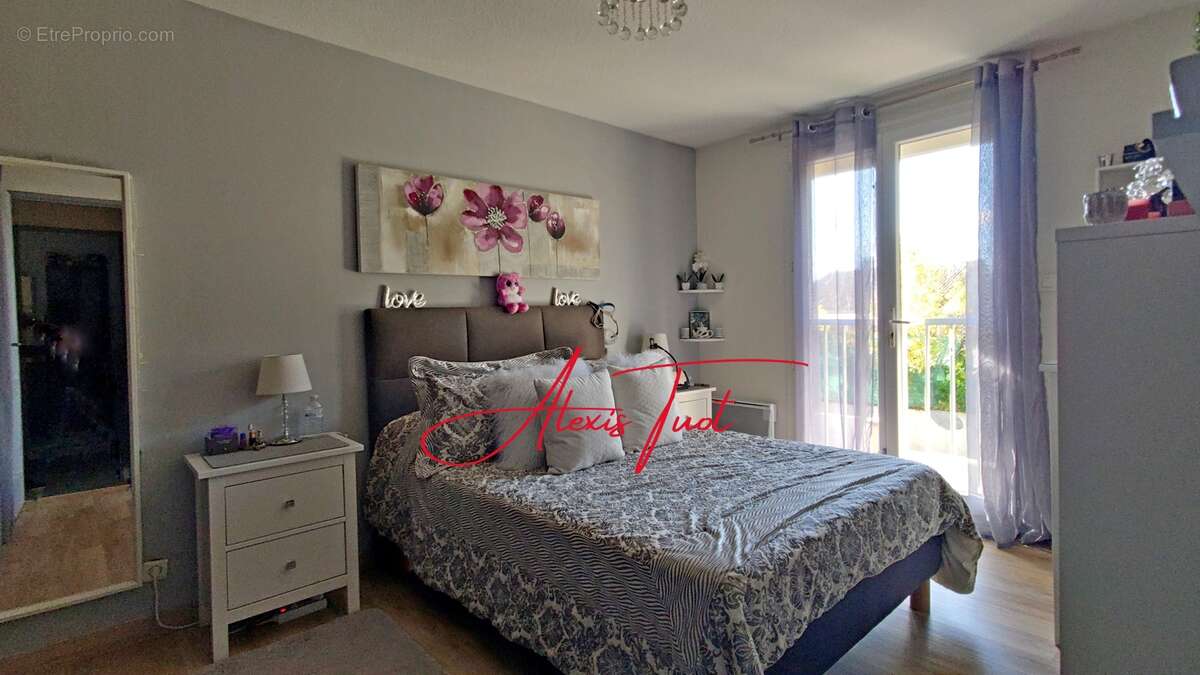 Maison à AMBARES-ET-LAGRAVE