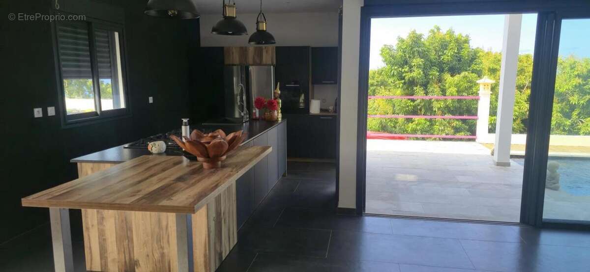 Maison à SAINTE-ROSE