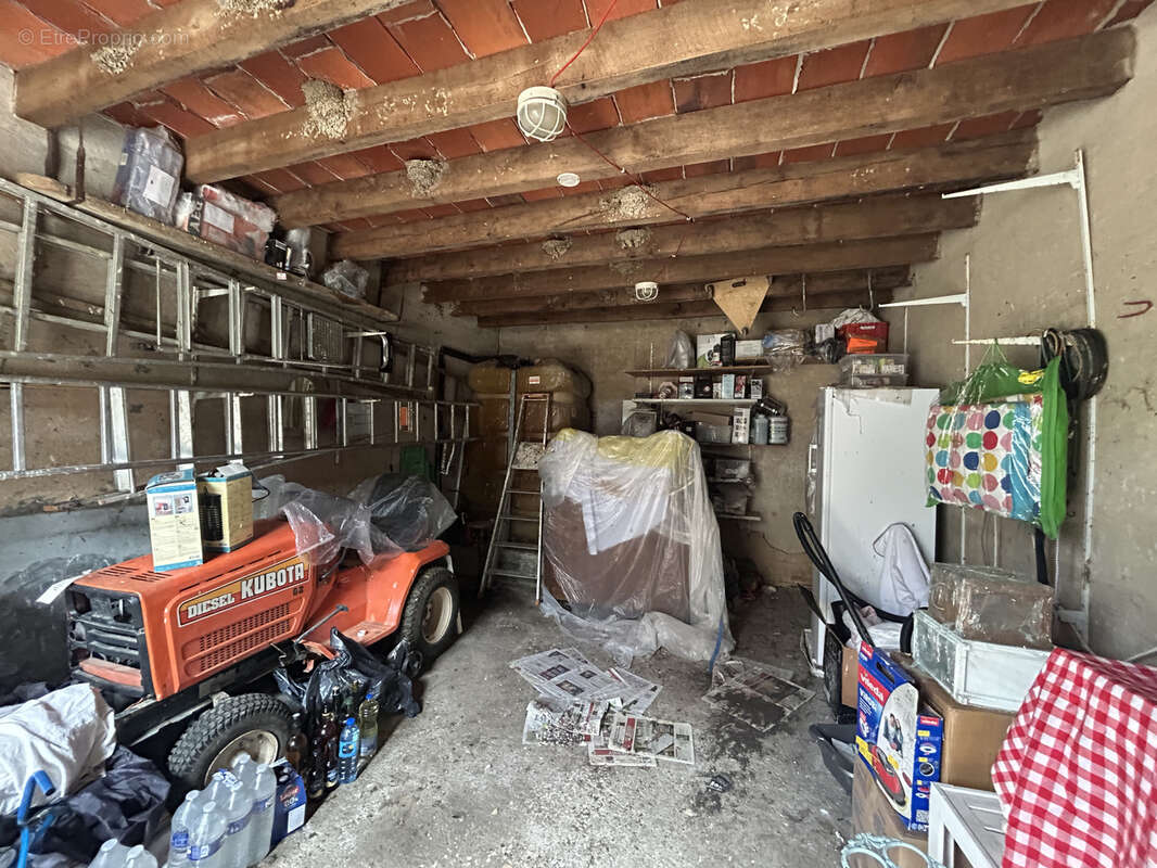 Propriété de 7473 m2 située au calme : maison avec dépendance et étang - photo 19