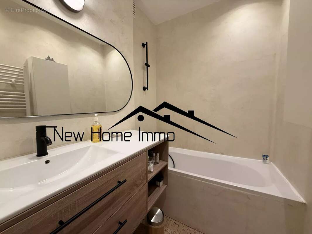 Appartement à MARSEILLE-8E