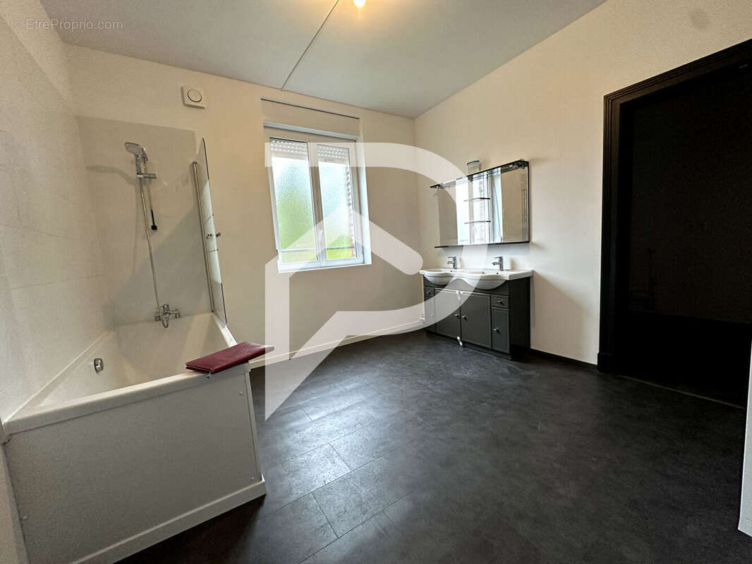 Appartement à LOUVROIL