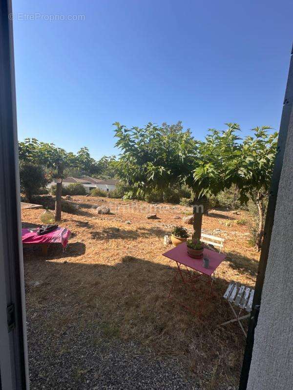 Villa provençale sur plus de 7 000 m² de terrain - photo 24