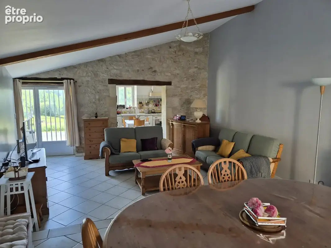 Photo Maison à Caumont au prix de 235 000€