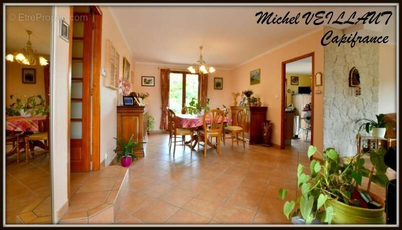 Maison à vendre plain-pied 5 pièces TOULON SUR ALLIER (03), 4 chambres, garage, terrain 1315 m² arboré - photo 4