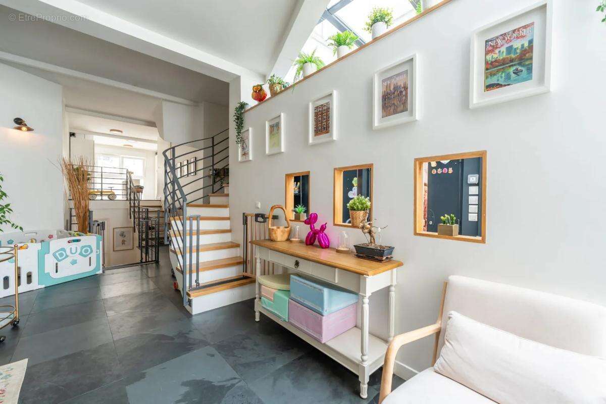 Appartement à SURESNES