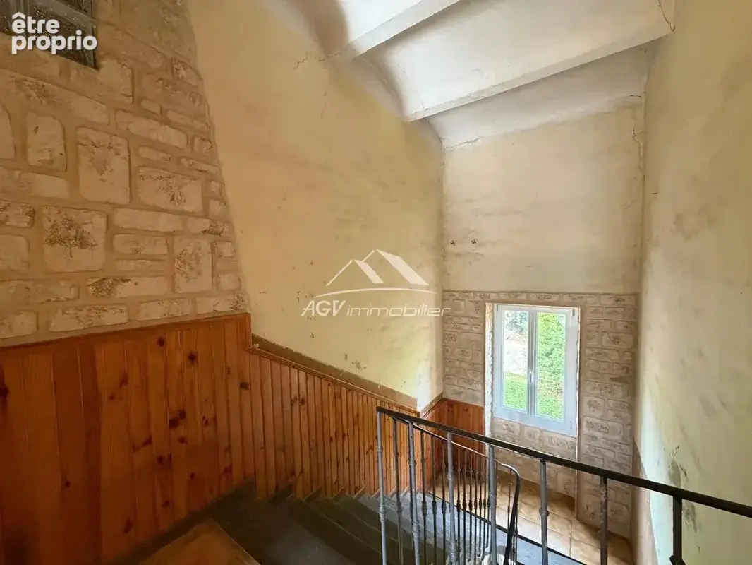 Maison de caractère 238 m² – Piscine, puits et potentiel de 3 logements - photo 19