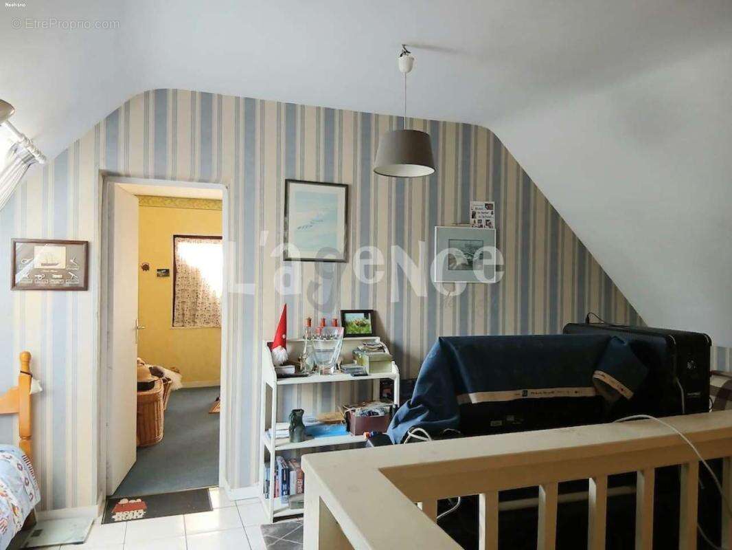 Maison à GRESSY