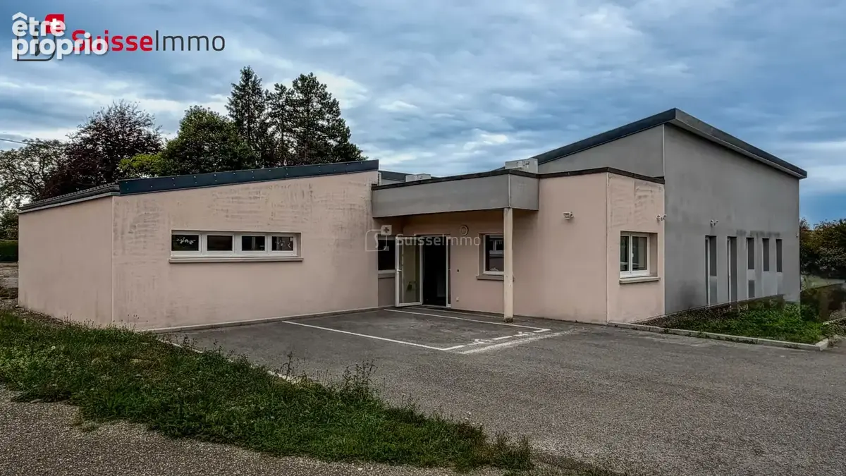 Local commercial Appenans 341 m2 - photo 17