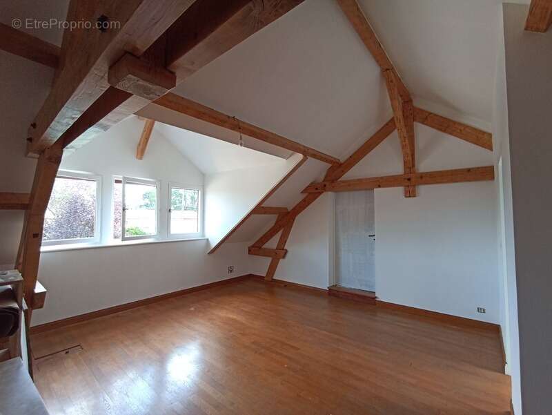 Maison à vendre 179 m² - 4 Chambres - L'ABERGEMENT-DE-CUISERY (71) - photo 11