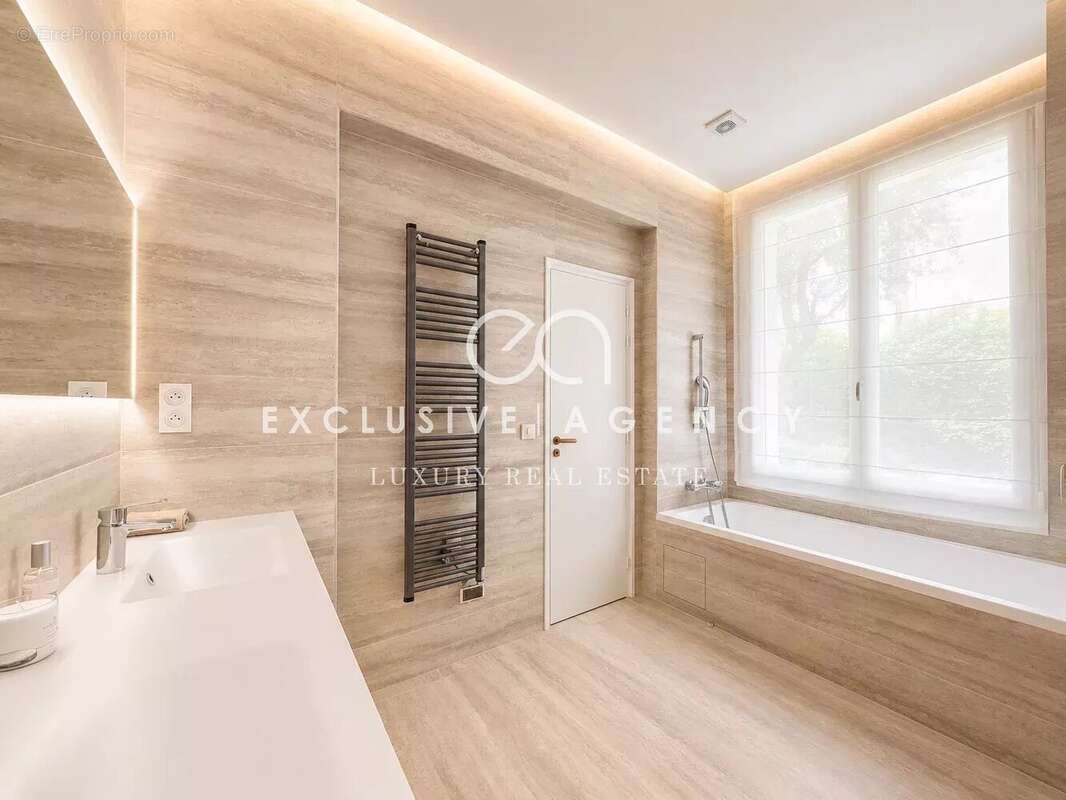Cannes vente Appartement 132m² avec patio intérieur de 110 m² - photo 6