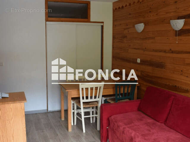 Appartement à SAINT-FRANCOIS-LONGCHAMP