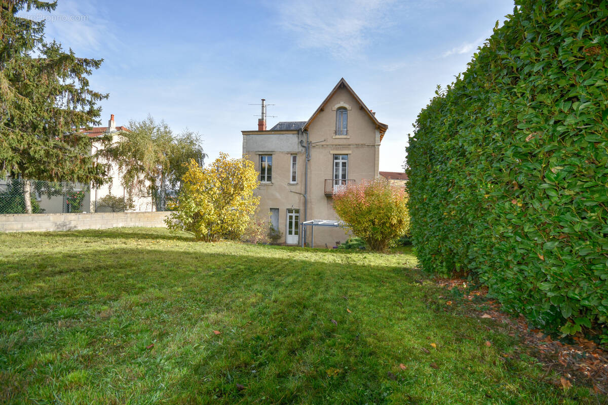 Maison à BRIOUDE