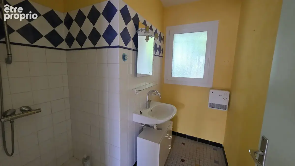 Secteur Gondanger Maison de plain-pied sur une parcelle de 716m2 - photo 12