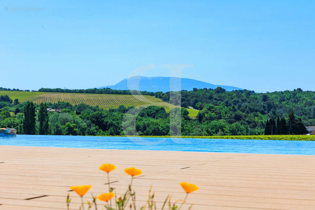 Maison à VAISON-LA-ROMAINE