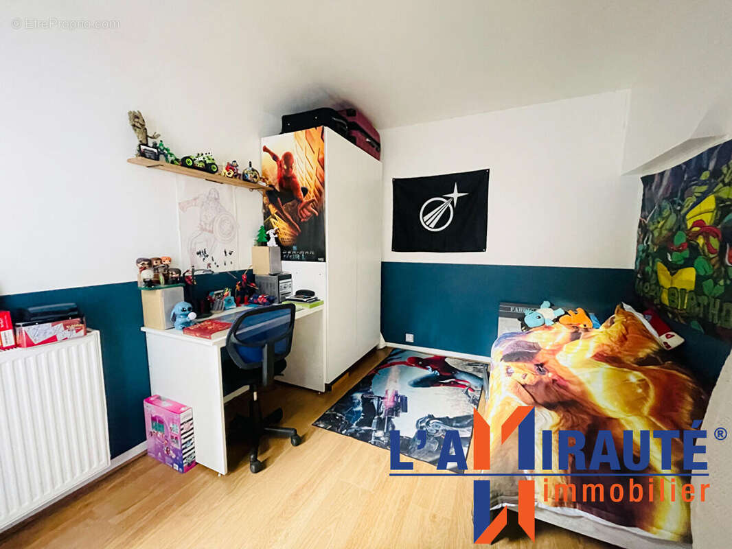 Appartement à SARTROUVILLE