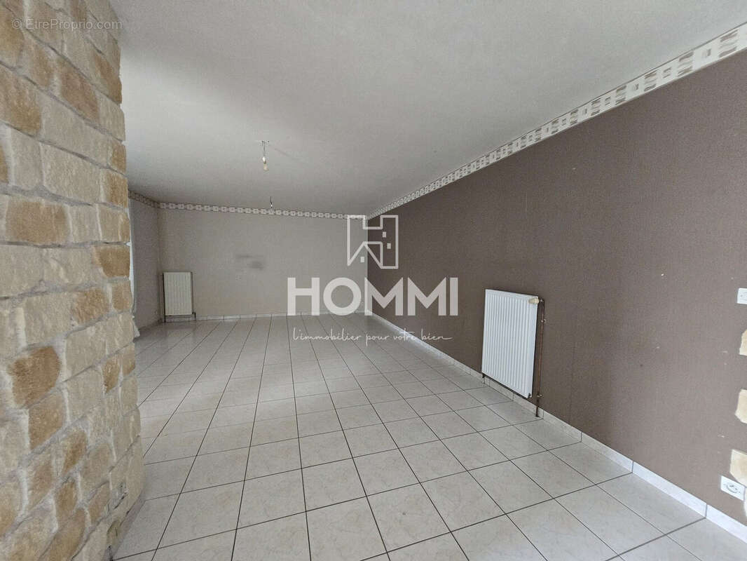 Maison à SAINTE-LUCE-SUR-LOIRE