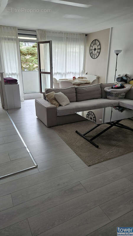 Appartement à CHENNEVIERES-SUR-MARNE