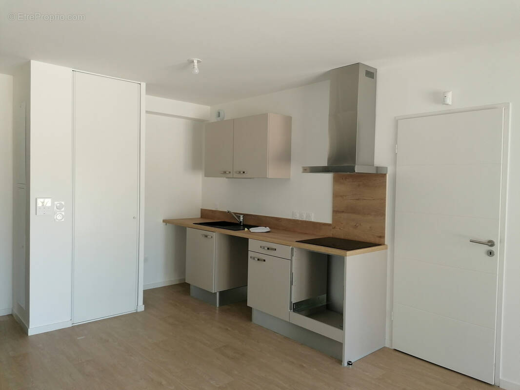 Appartement à CAMBLANES-ET-MEYNAC