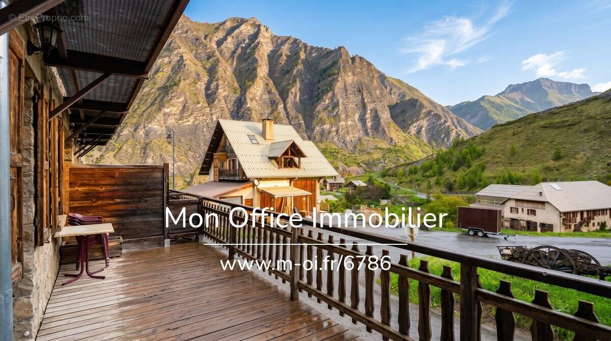 Appartement à CREVOUX