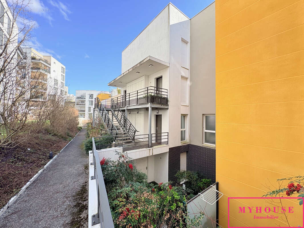 Appartement à BAGNEUX
