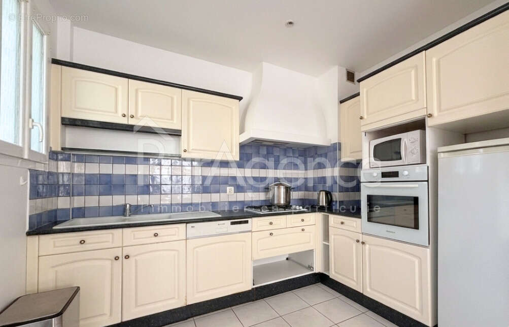 Maison   Deux appartements   Foncillon Royan - photo 12