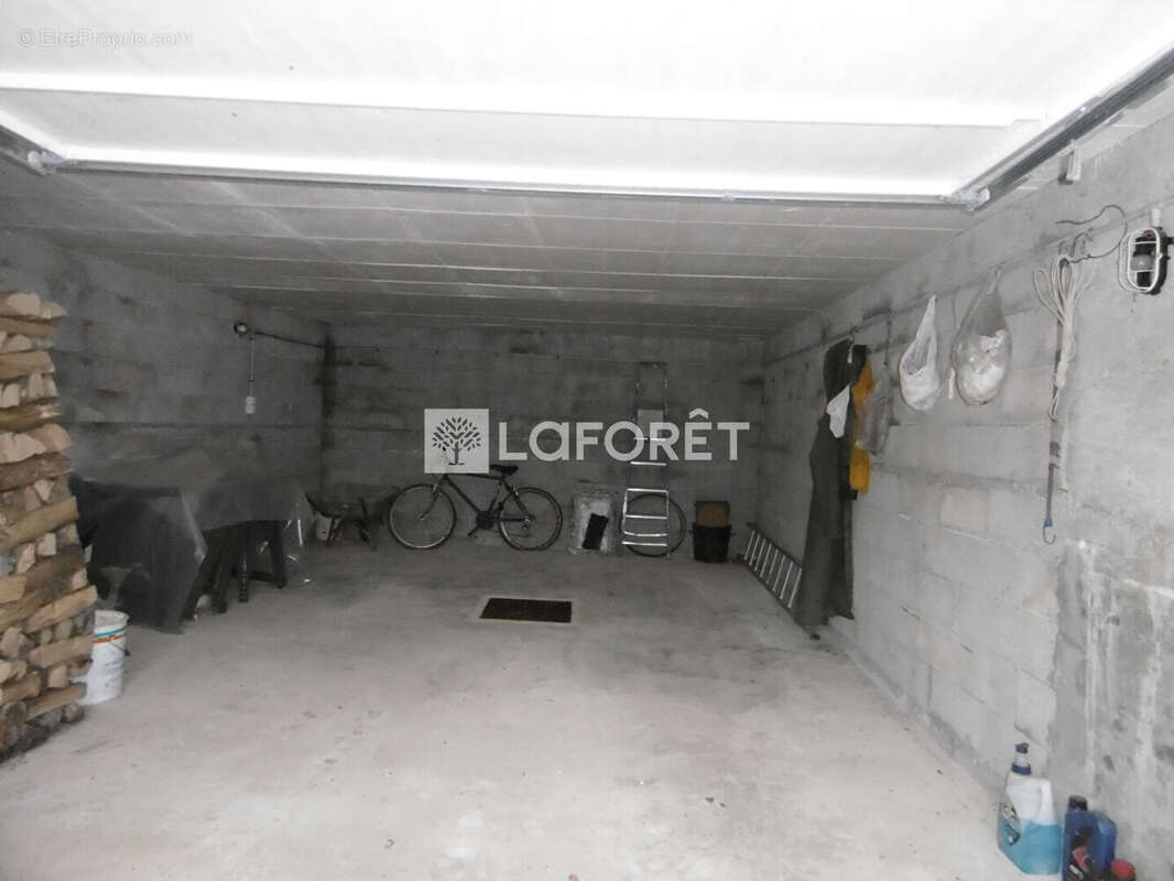 Maison à LA CHAPELLE-SUR-FURIEUSE