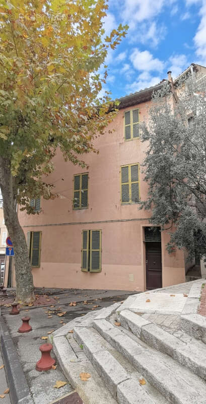 Appartement à AUBAGNE