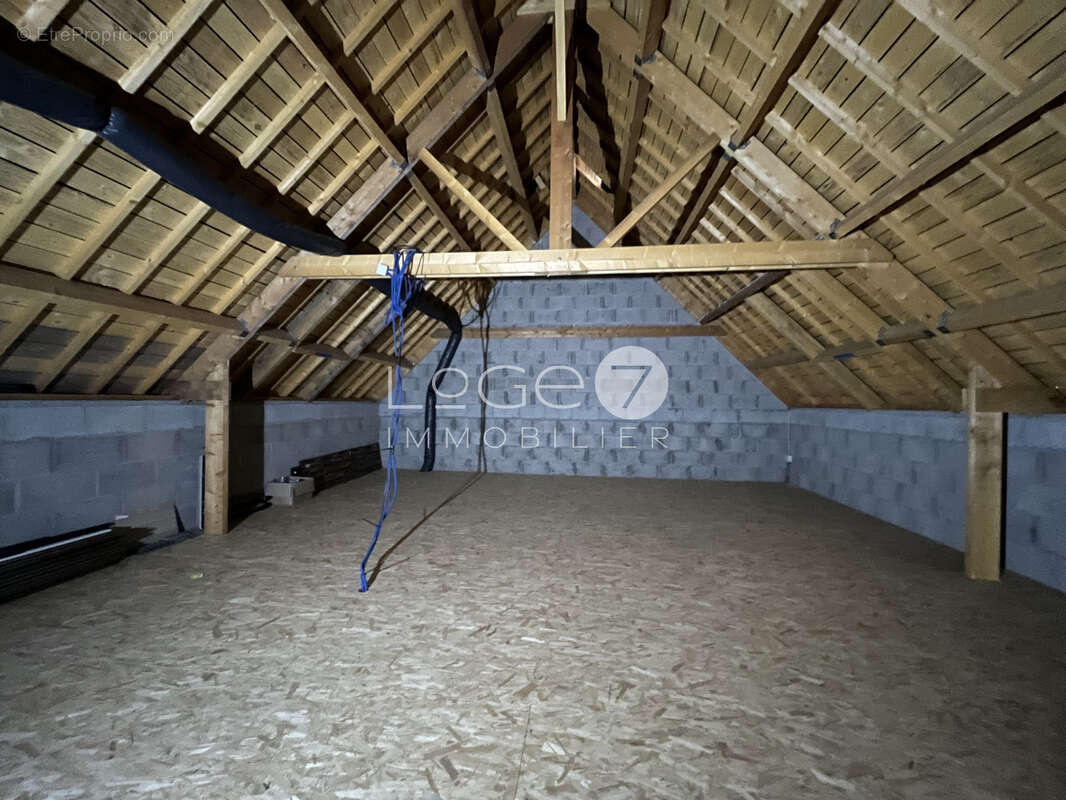Maison récente au centre de Guidel avec étage aménageable - photo 10