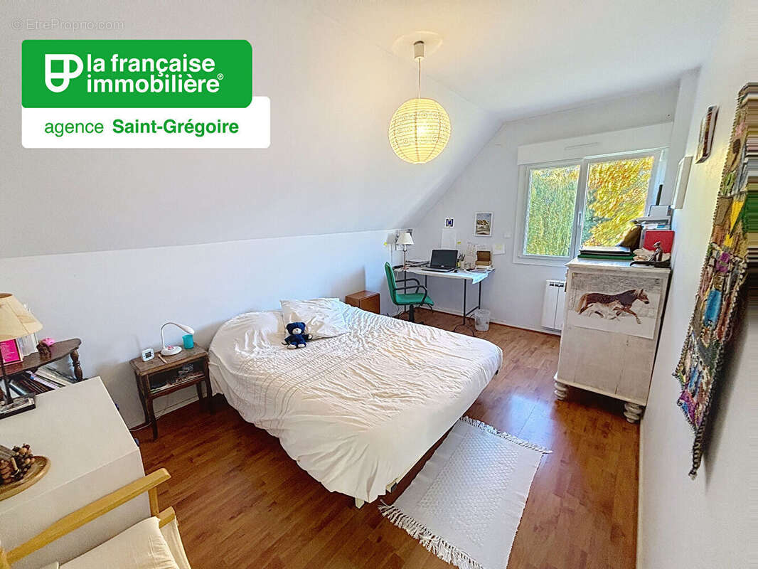 Maison à MONTGERMONT