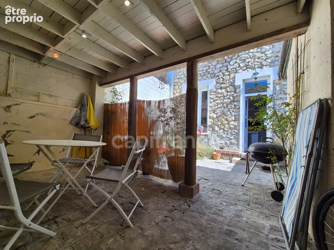 A vendre ETAMPES (91), Proche centre-ville, Charmante Meulière de 5 pièces sur sous-sol avec cour et garage - photo 10
