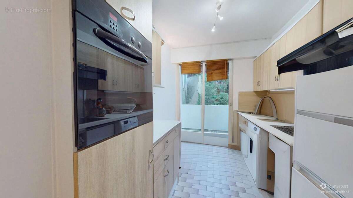 Appartement à VALLAURIS