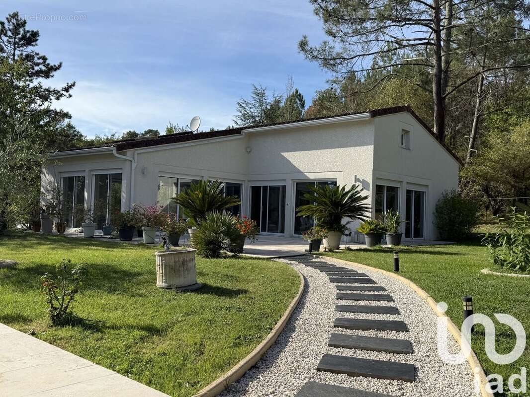 Photo 8 - Maison à LE FLEIX