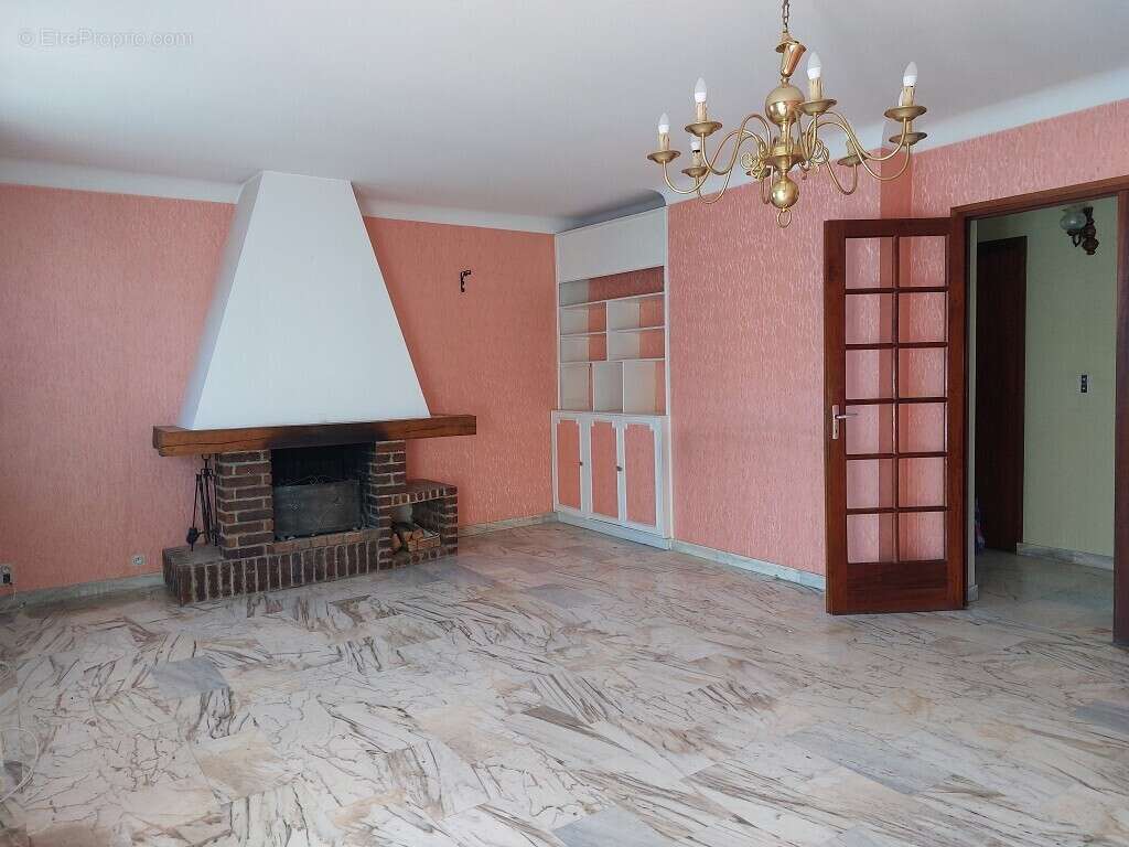 Maison à BOUSSY-SAINT-ANTOINE