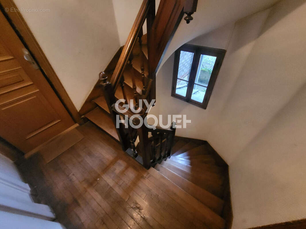 Appartement à ROSNY-SOUS-BOIS