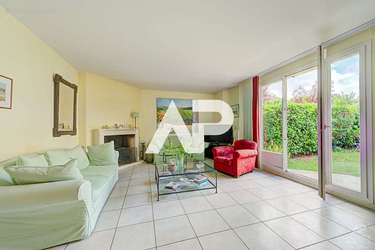 Maison Rueil Malmaison 6 pièce(s) 127m2 - photo 5