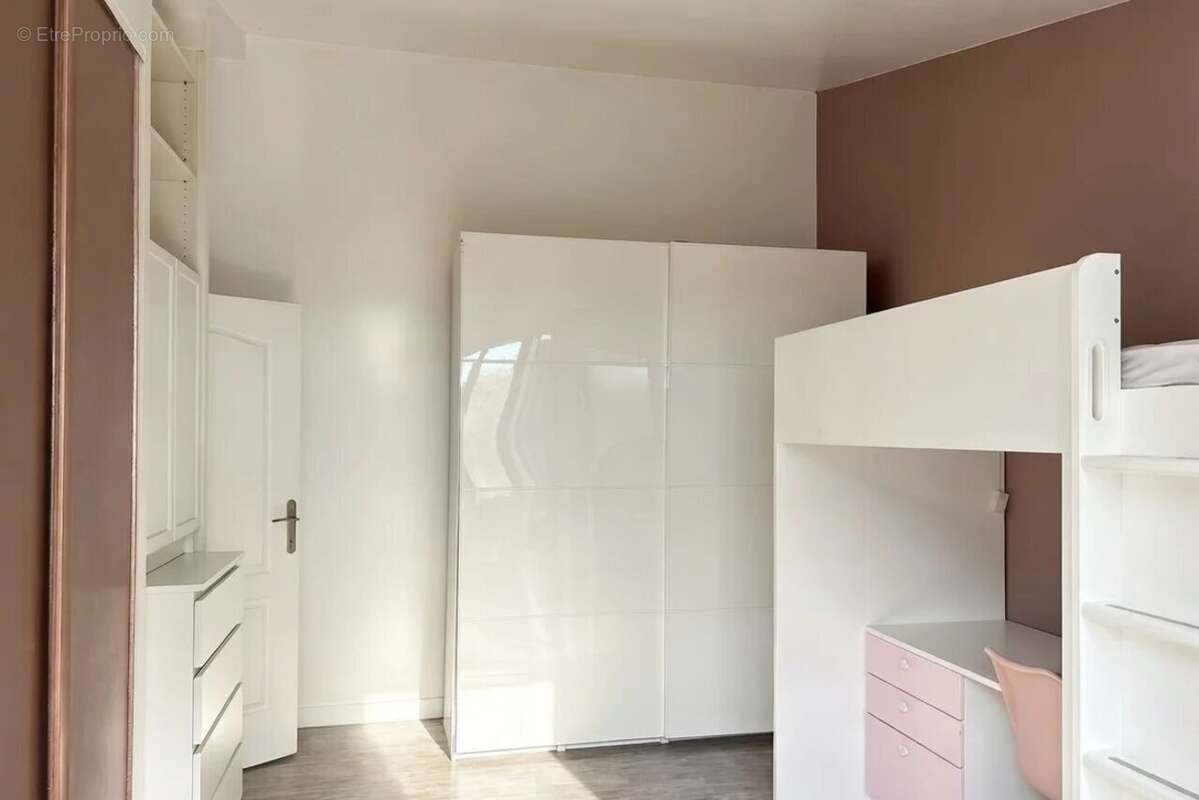 Maison à SAINT-MAUR-DES-FOSSES