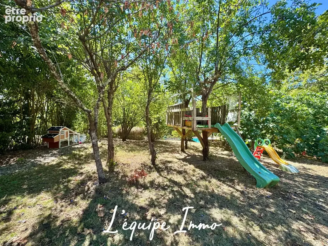 Maison familiale t7 jardin piscine - photo 2