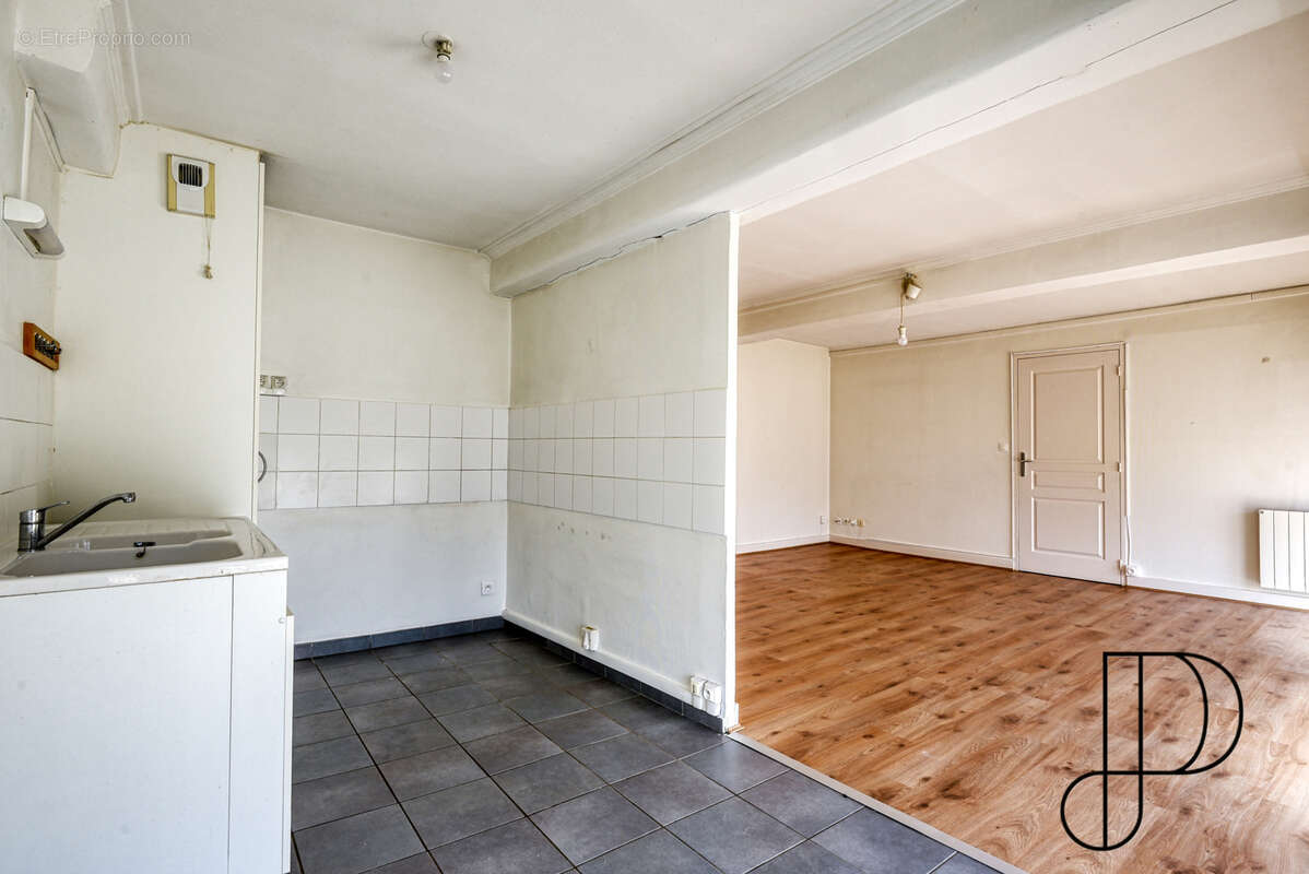 Appartement à LYON-4E