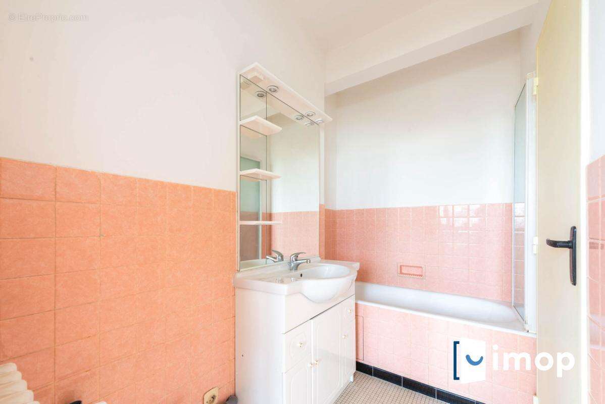 Appartement à RUEIL-MALMAISON